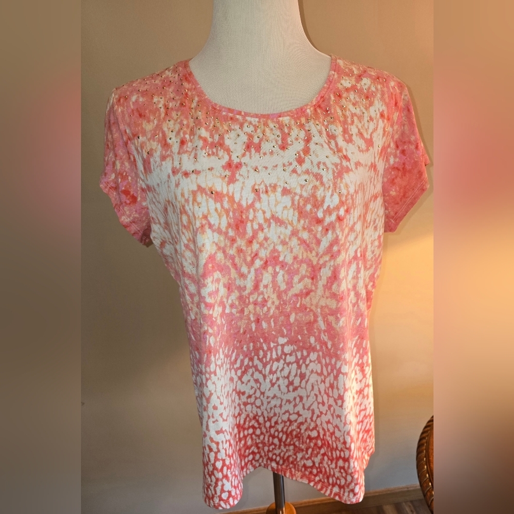 Pink Relaxed Blouse with Scoop Neck and Cap Sleeves